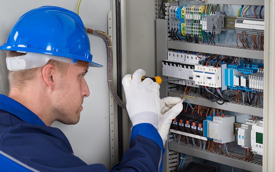 monteur électricien Verneuil-en-Halatte